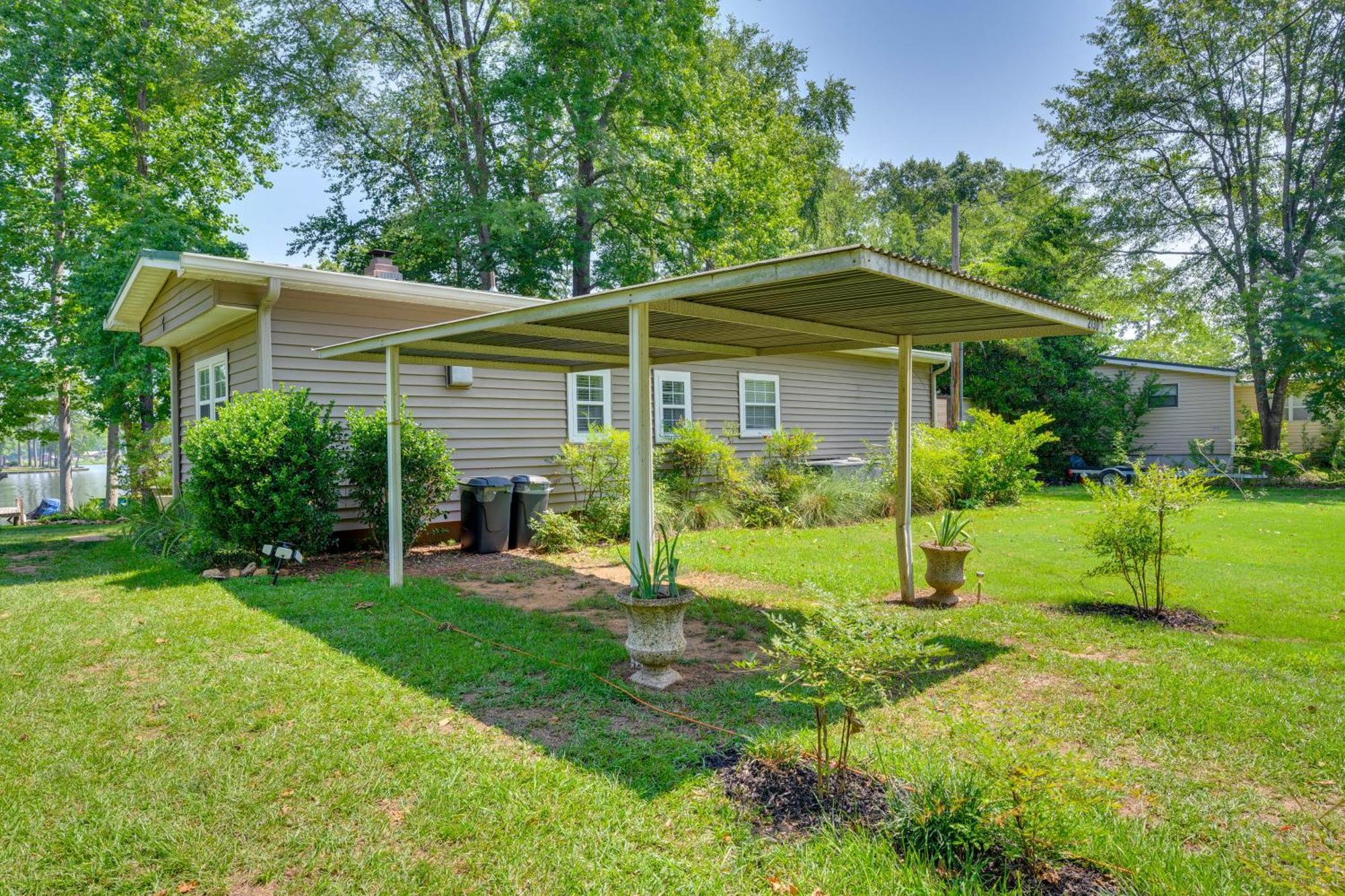 Lake Sinclair Crooked Creek Cottage With Fire Pit! Eatonton Esterno foto