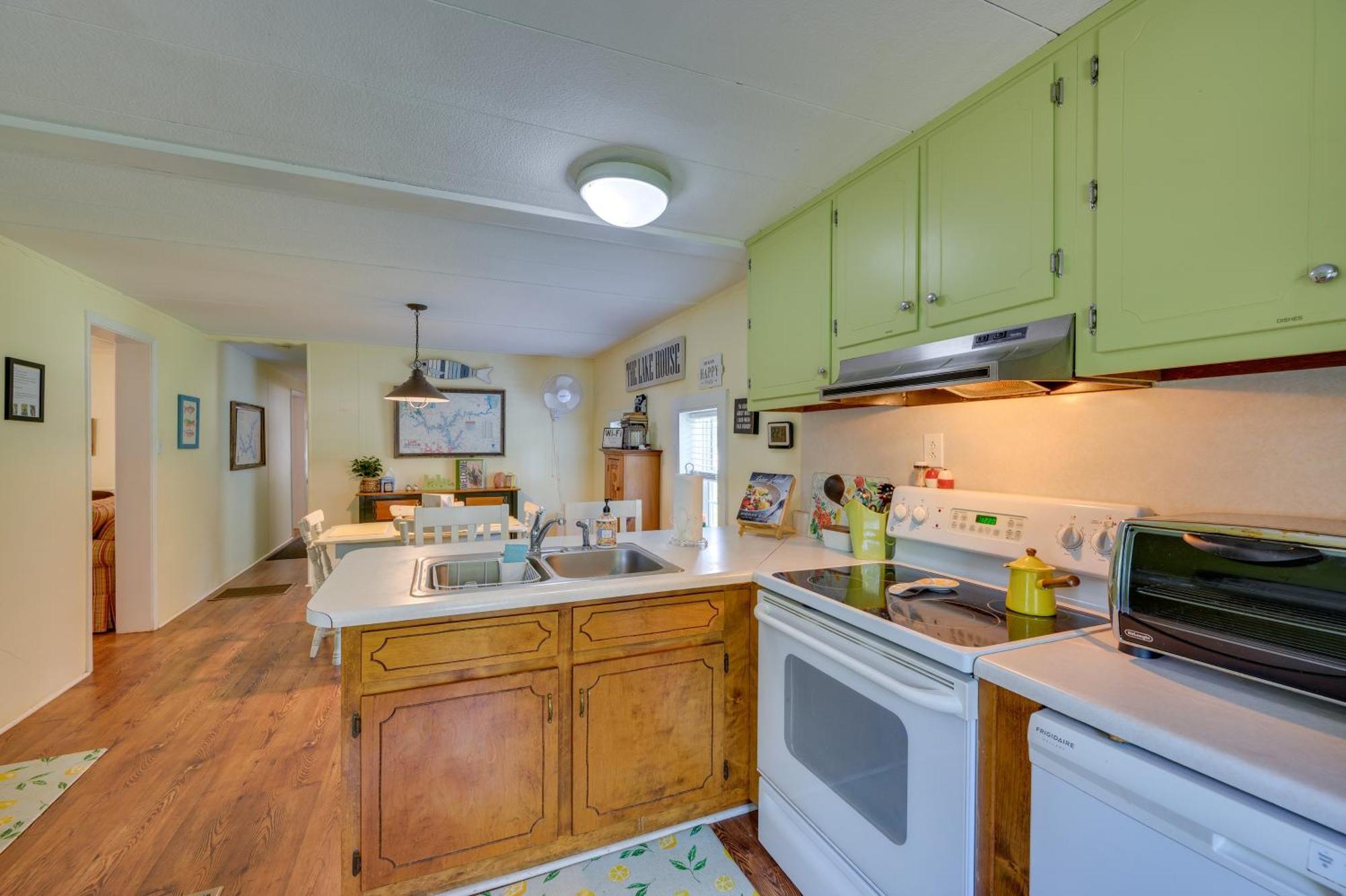 Lake Sinclair Crooked Creek Cottage With Fire Pit! Eatonton Esterno foto